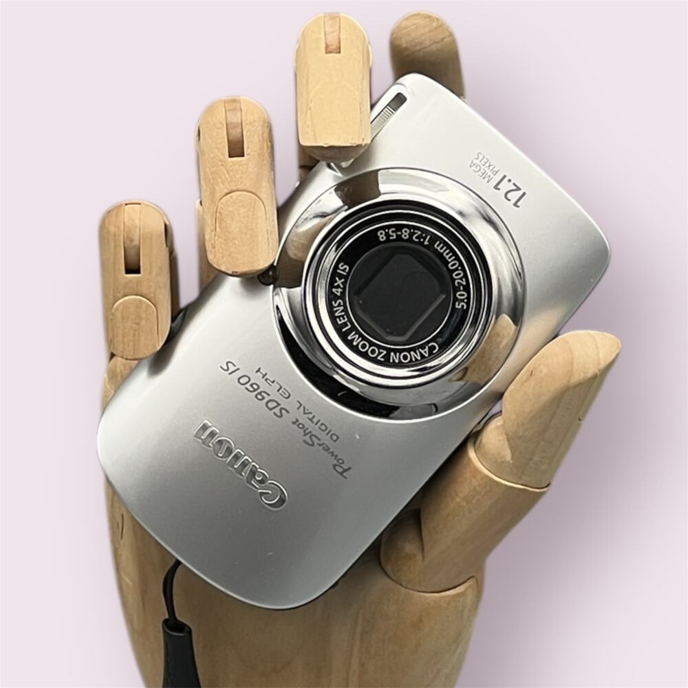Canon PowerShot SD960 IS Digital Camera | 12.1MP | Silver